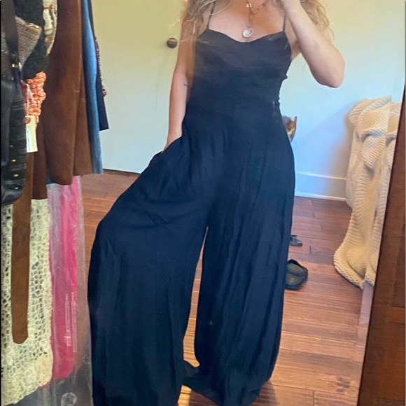 VITAMIN A smocked jumpsuit - Picture 1 of 8